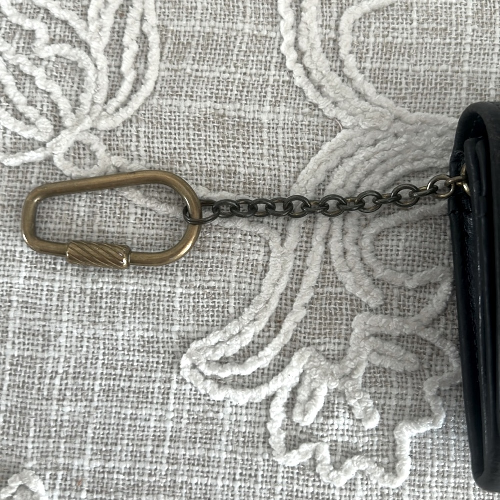 Coach Rare Vintage Tribeca Dark Blue Leather with Attached Carabiner Clip - Picture 5 of 14